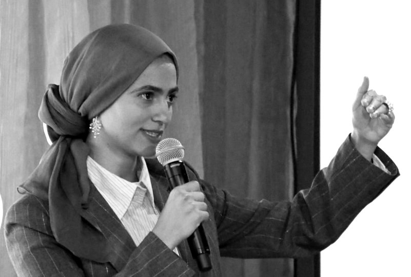 Giving a talk at PODS2013. Courtesy of Divsesh Srivastava